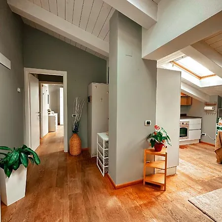 아파트 Accogliente Mansarda In Centro Storico 라벤나